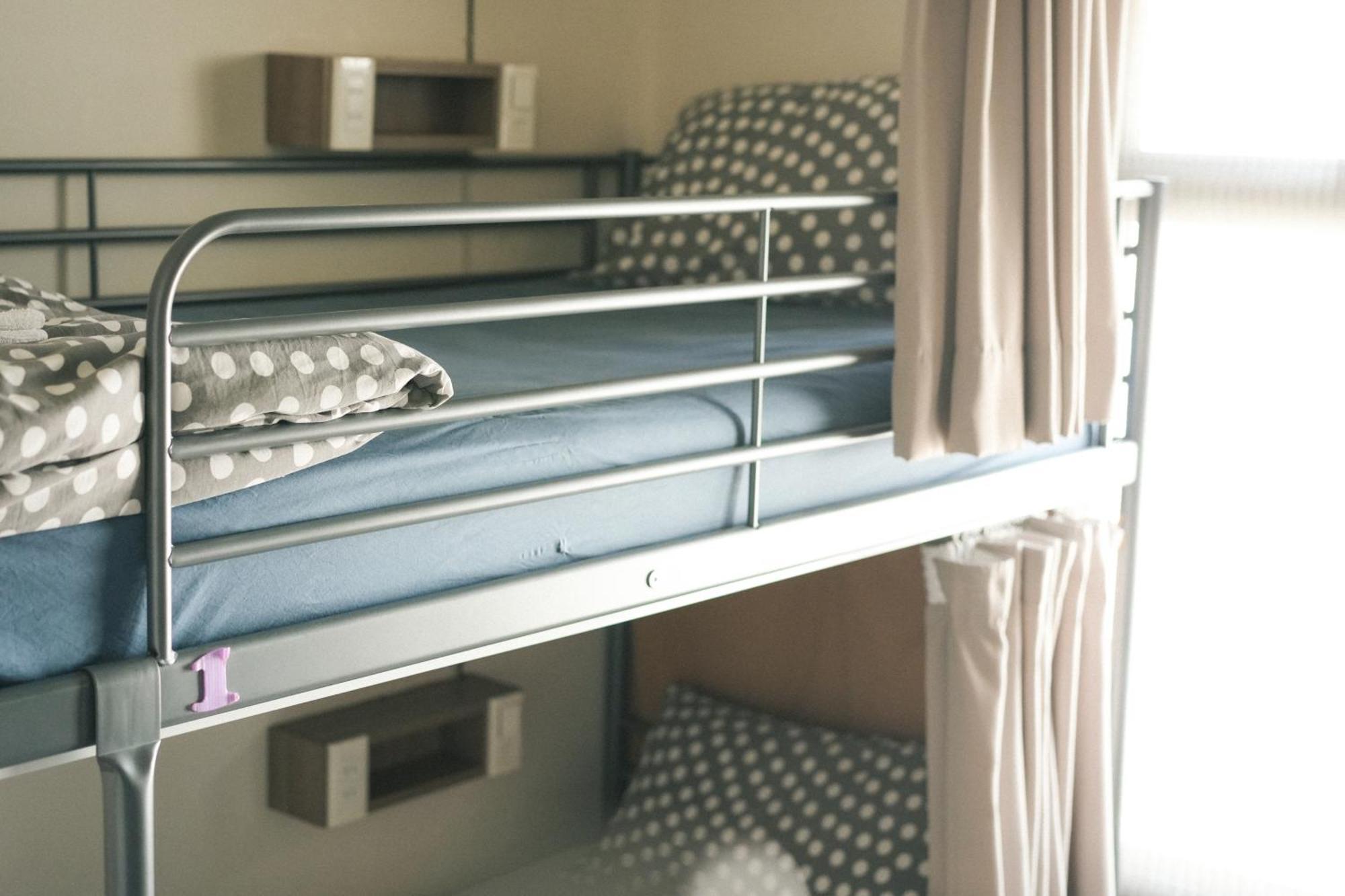 Loft18 Hostel Тайнан Стая снимка